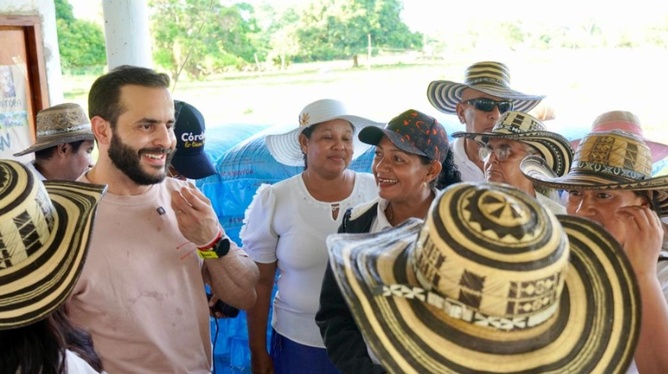 Gobernador Erasmo Zuleta Bechara le sigue cumpliendo al campo
