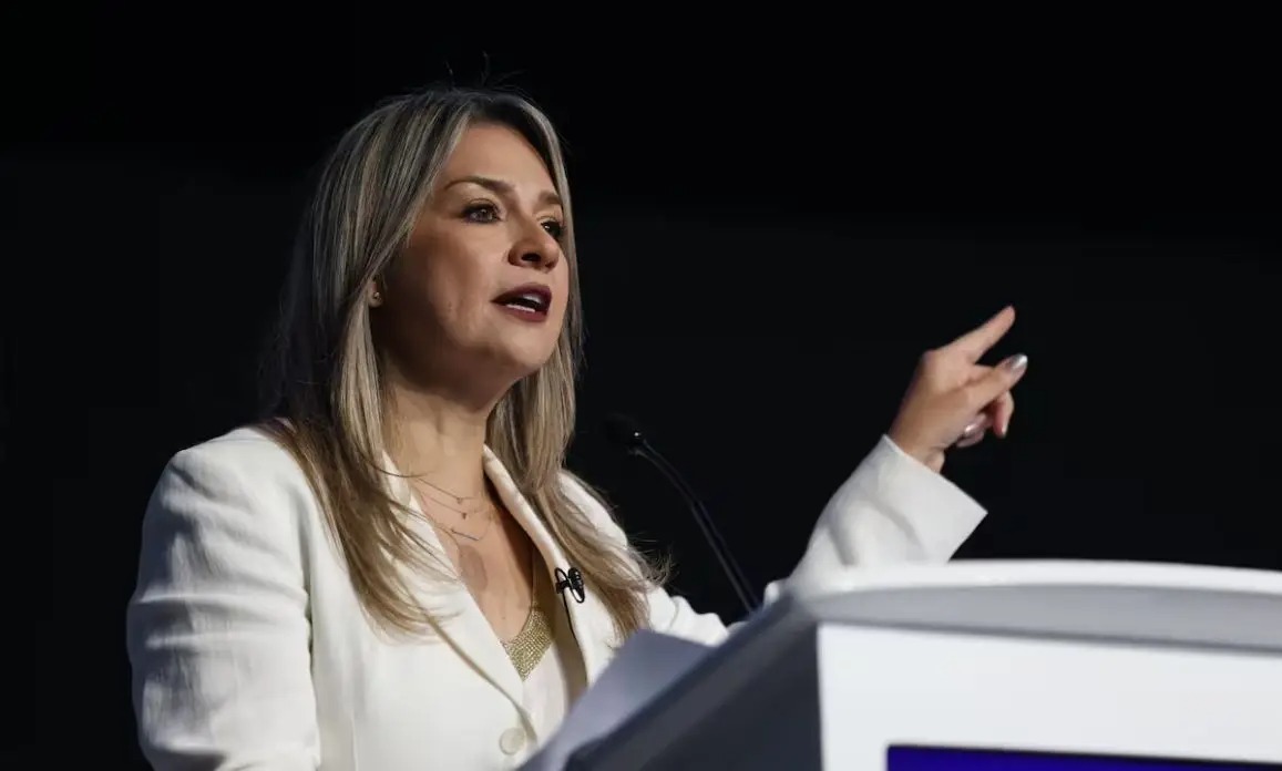 Vicky Dávila será candidata presidencial