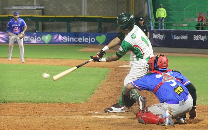 Toros jugó mejor, pero sumó otra derrota