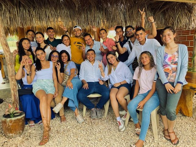 Jóvenes Tota se vienen con el primer Festival de la Literatura en Chinú