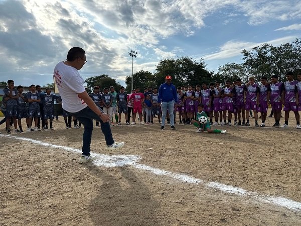 El fútbol es el motor de cohesión social: Aldana