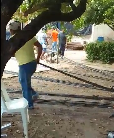 Retienen materiales por el no pago a trabajadores
