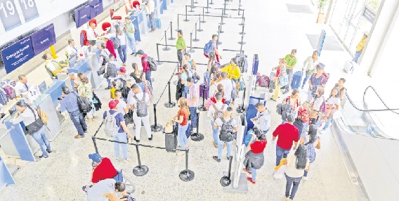 Se reactivó el transporte aéreo en Colombia