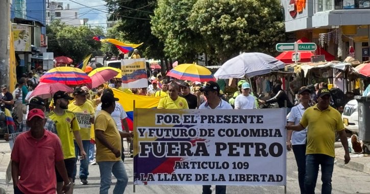 Oposición se tomó las calles