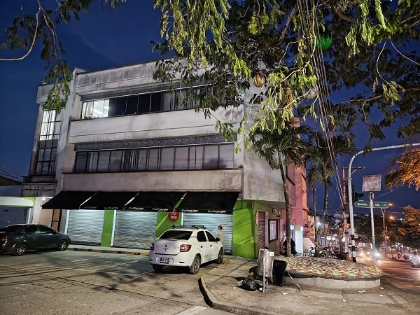 'La suspensión fue por incumplimiento de pago'