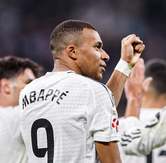 Real Madrid acaricia el liderato de LaLiga