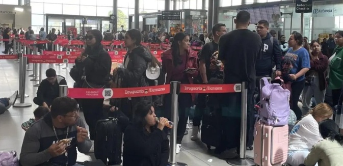 ¿Por qué fueron cancelados varios vuelos en Colombia sin explicación
