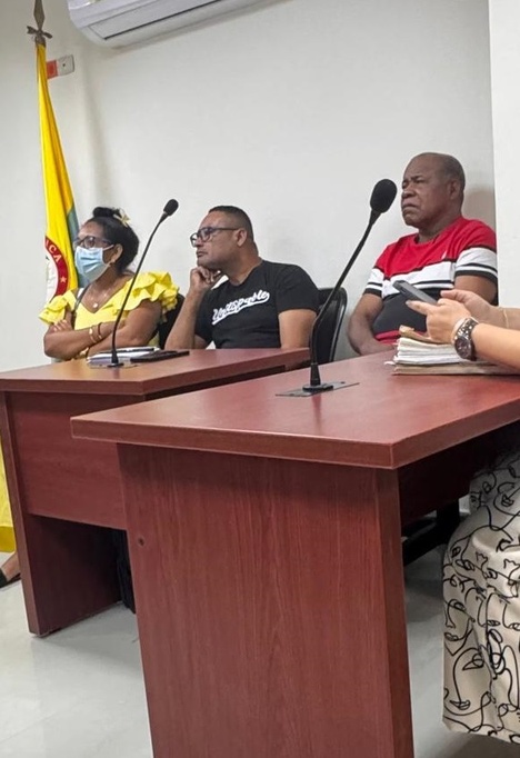 Exalcaldesa se desmayó y audiencia se aplazó porque testigos no asistieron