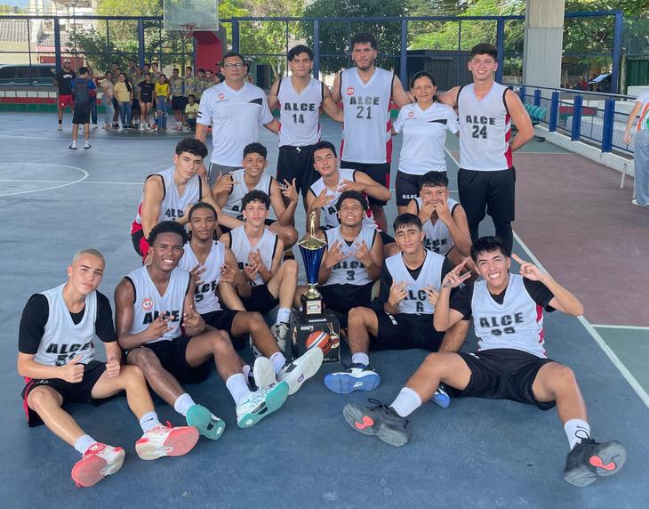 Alce se coronó campeón gracias a su buen juego