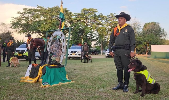 ‘Betoven’ y  ‘Ateneo’ culminaron su servicio en la Policía