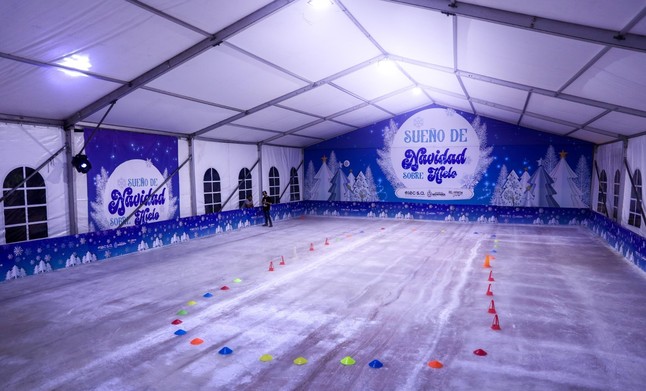 ¡Gratis!, a disfrutar la pista de patinaje sobre hielo