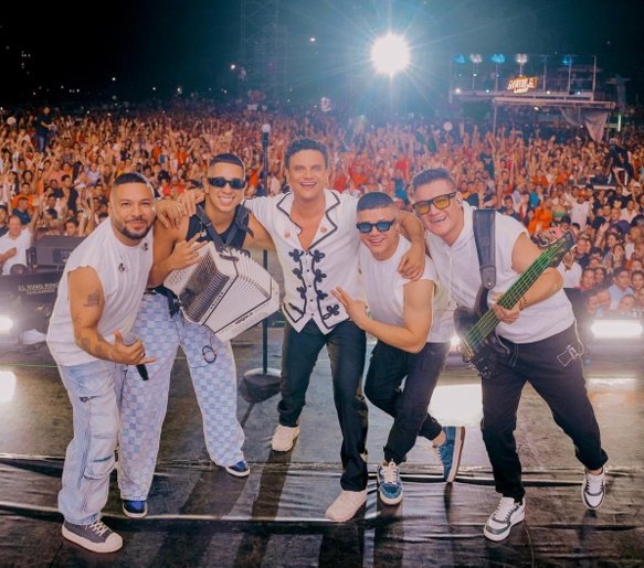 La Banda del 5 y Silvestre Dangond traen '2025'