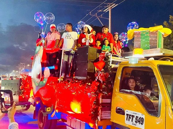 La magia brilló en las calles de Coveñas