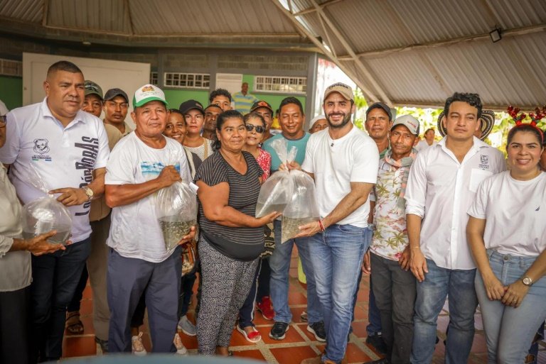 Insumos para campesinos de Puerto Escondido y Los Córdobas