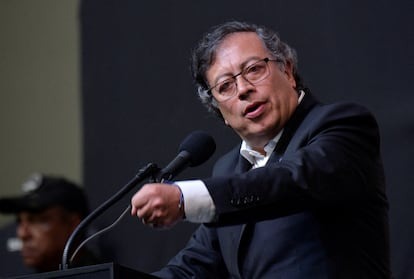 Amenazas de Petro por caída de la Tributaria