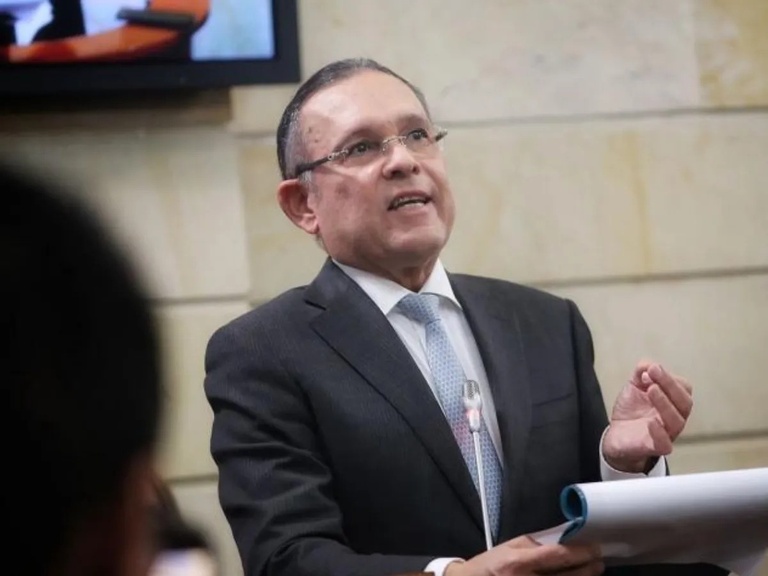 "El Congreso es el Camino": Efraín Cepeda