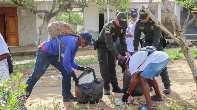 En San Onofre previenen el dengue con jornadas de aseo