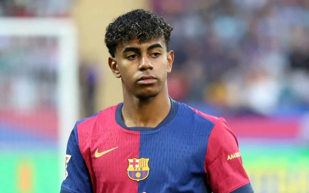 Lamine Yamal estará fuera de las canchas por lesión