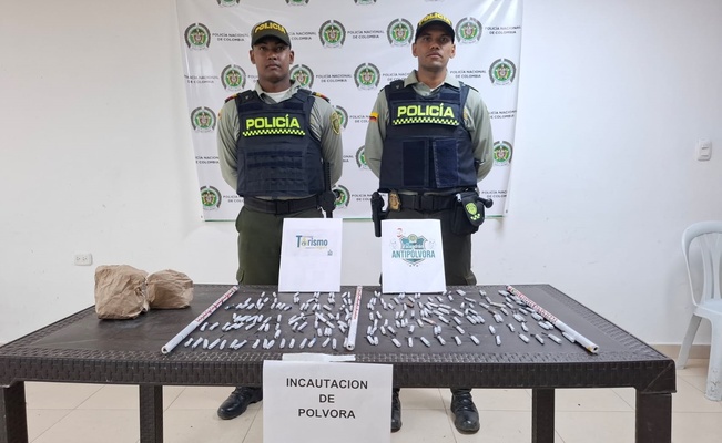 Policía sigue incautando pólvora