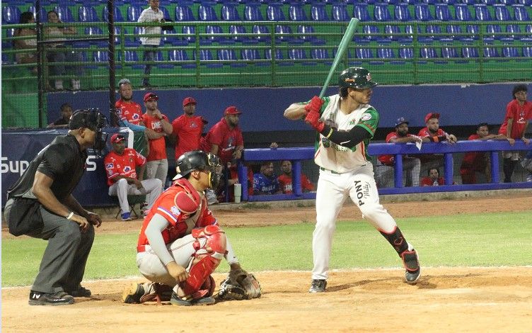 Toros y Leones luchan por el último cupo
