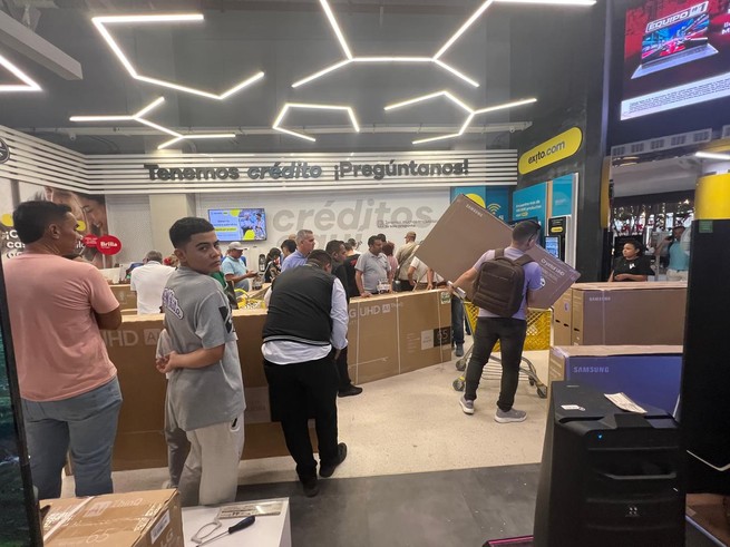 El 36% de los colombianos gastan en promedio 800 mil pesos en fin de año