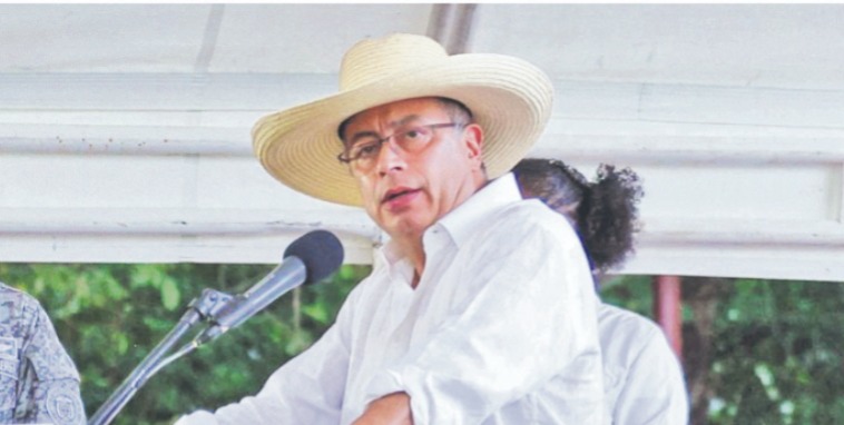 Petro ahora propuso un tren bala