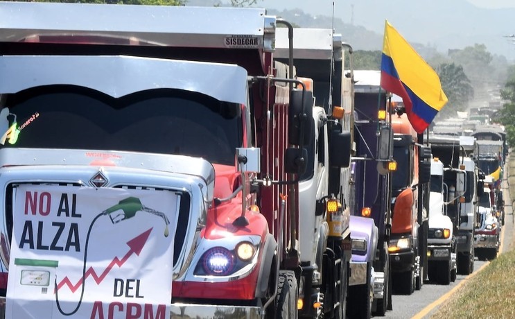 No nos han cumplido nada: Camioneros
