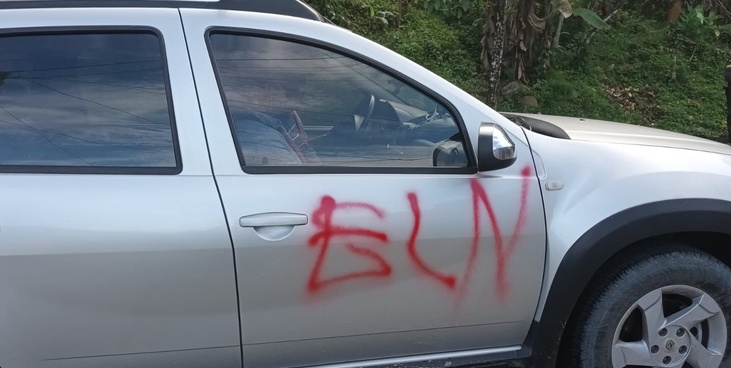 Eln vandalizó carros y quemó un camión en vía de Quibdó y Pereira