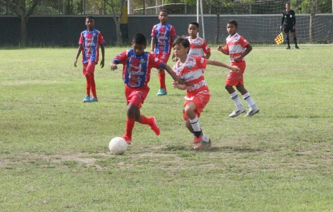 Inició la Copa de la Amistad