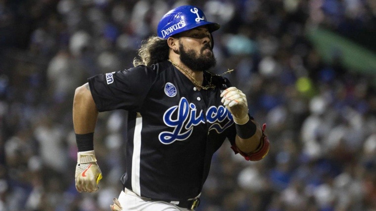Jorge Alfaro se luce en Dominicana