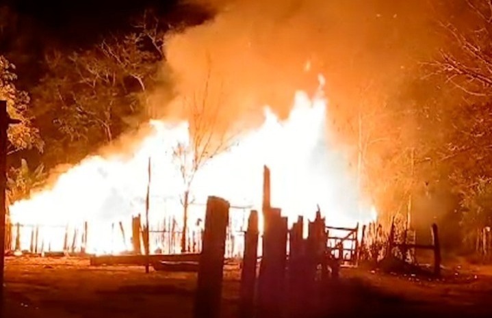 Incendio arrasó con una casa en zona rural de Buenavista