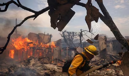 Aumenta la cifra de muertos por los incendios en Los Ángeles