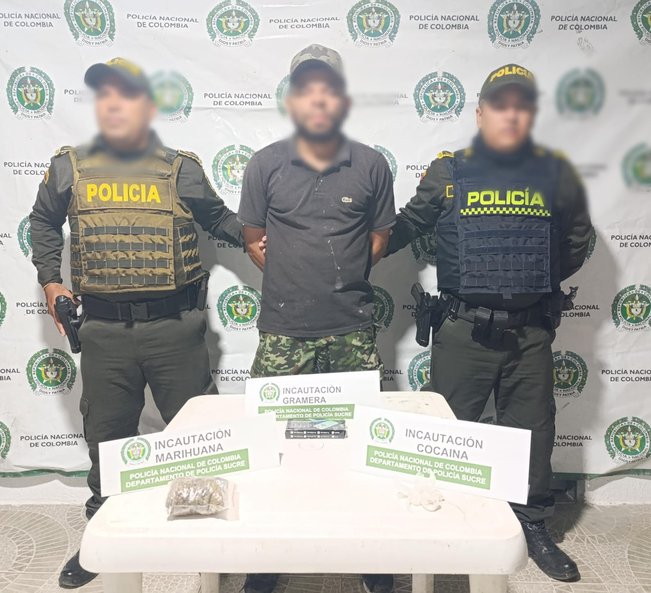 Estaba traficando marihuana y cocaína