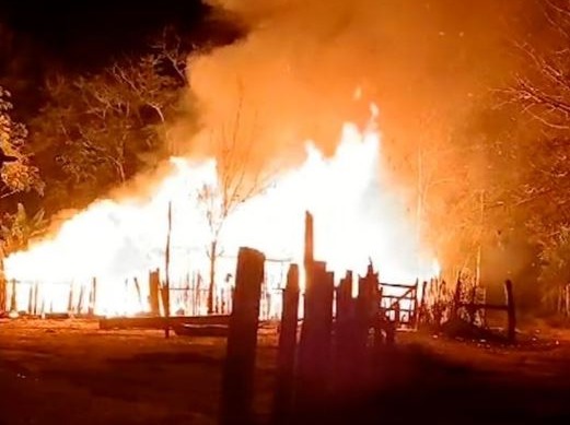 Salió de Tierralta y se incendió