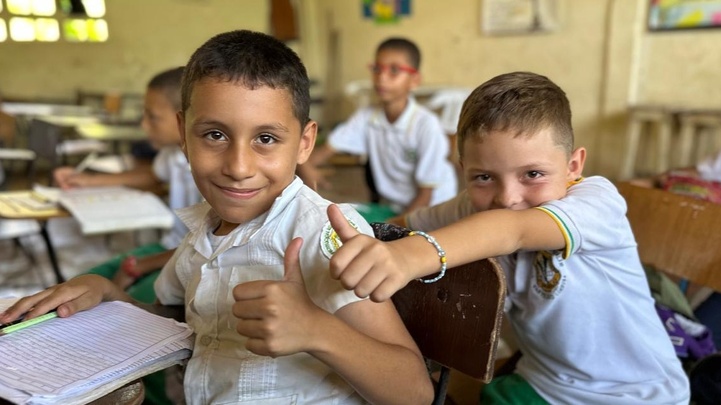 A asegurar cupos en el sistema educativo oficial