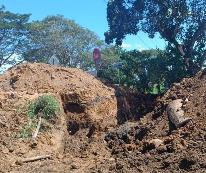 Denuncian retrasos de una obra en San Carlos
