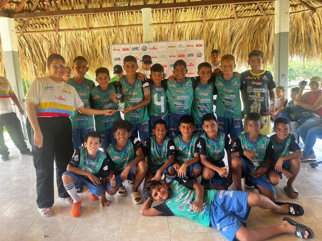 Real Sociedad y Caribe Soccer, campeones