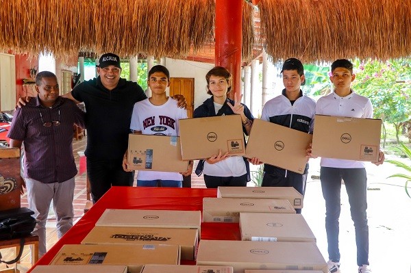 Comprometidos con la educación