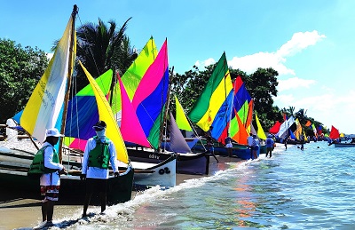 Las Regatas de Veleros pintaron el mar