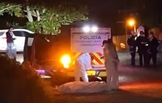 Lo mataron en plena oscuridad