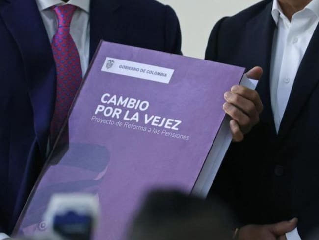 Corte estudia 12 demandas contra reforma pensional