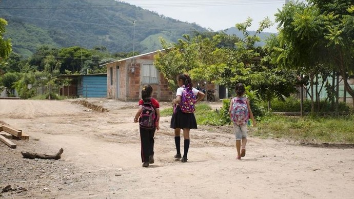 Cerca de 46 mil niños del Catatumbo sin clases por hostilidades de grupos armados