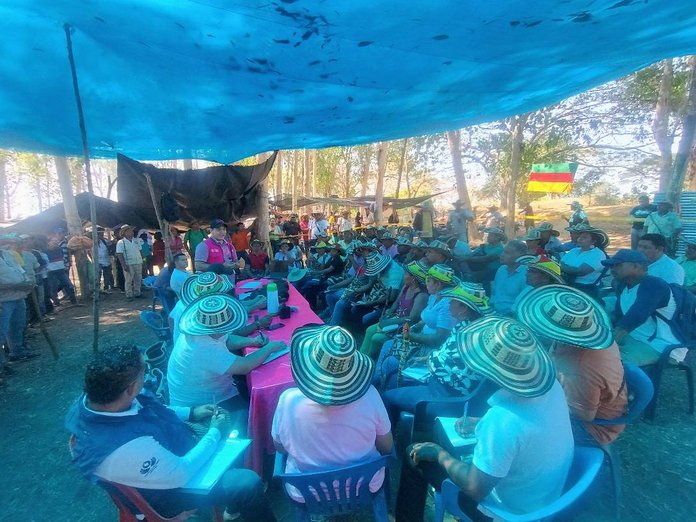 En la minga indígena hubo reunión, pero todavía no hay acuerdos