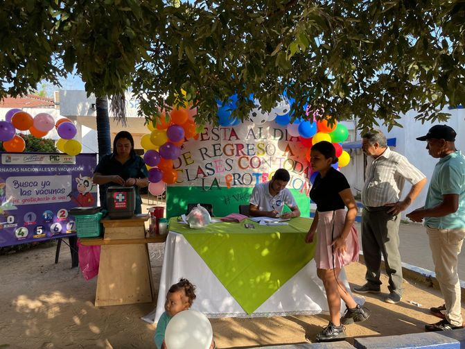 Jornada de vacunación avanza bien en Sucre