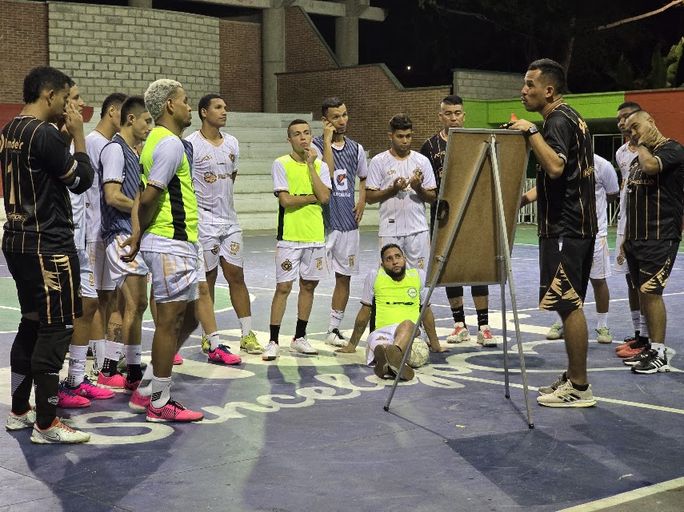 Sabaneros goleó en amistoso