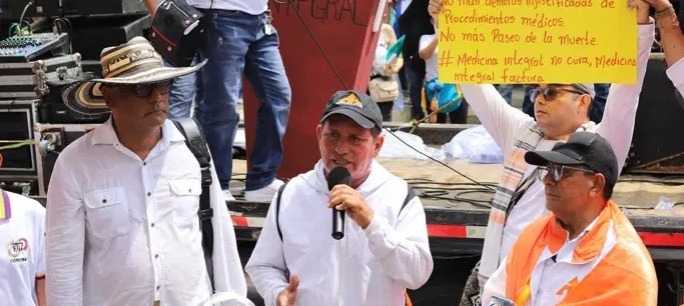 Paro de maestros en Córdoba queda aplazado