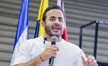 El gobernador de Córdoba, Erasmo Zuleta, anuncia la "revolución de Córdoba" para 2025