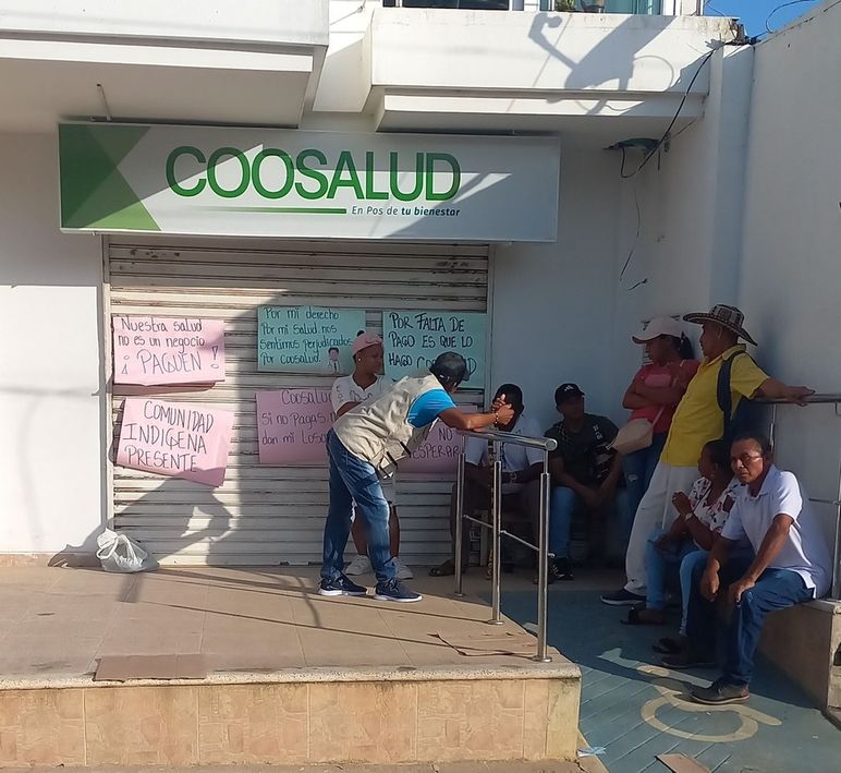 Usuarios reclaman atención ante intervención de Coosalud
