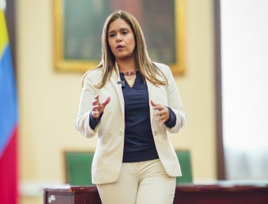 Karina Espinosa se pronunció sobre el consejo de ministros