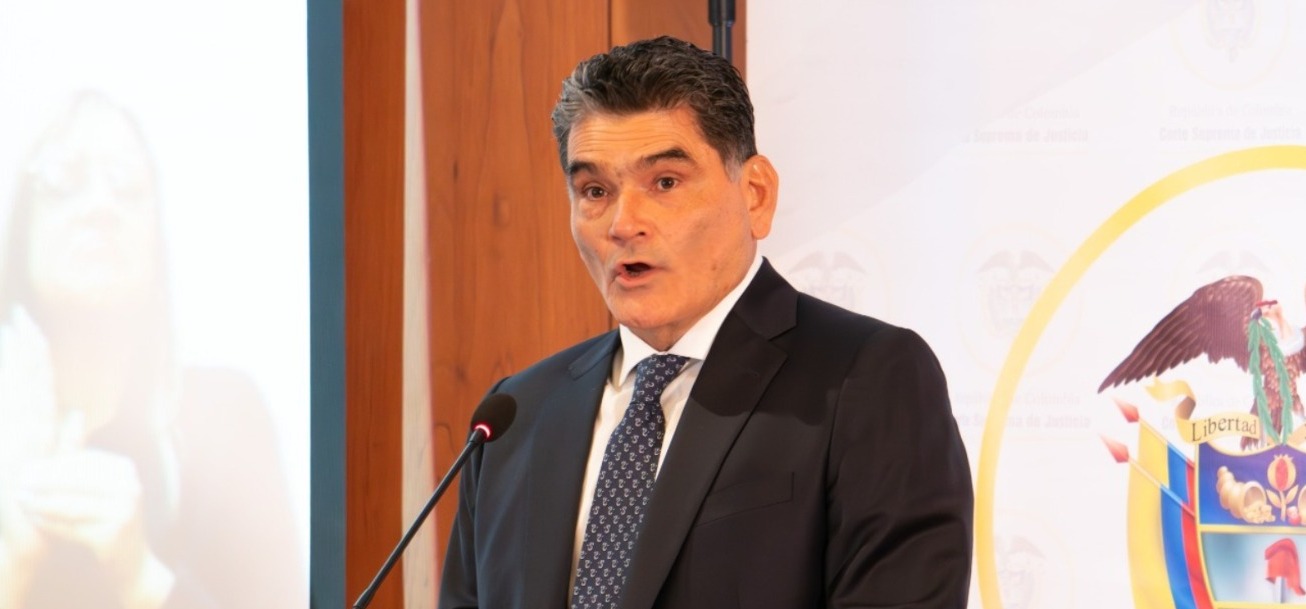 Instó a tomar acciones para mitigar riesgos